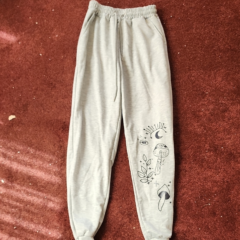 Amazon Gray Sweatpants with Elastic Cuffs